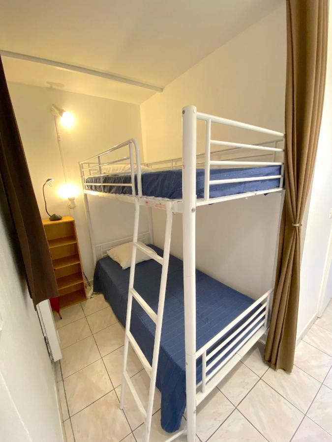 Appart 4 Pers Dans Residence Avec Piscine A 10 Min De La Plage ซานารี-ซูร์-แมร์ ภายนอก รูปภาพ